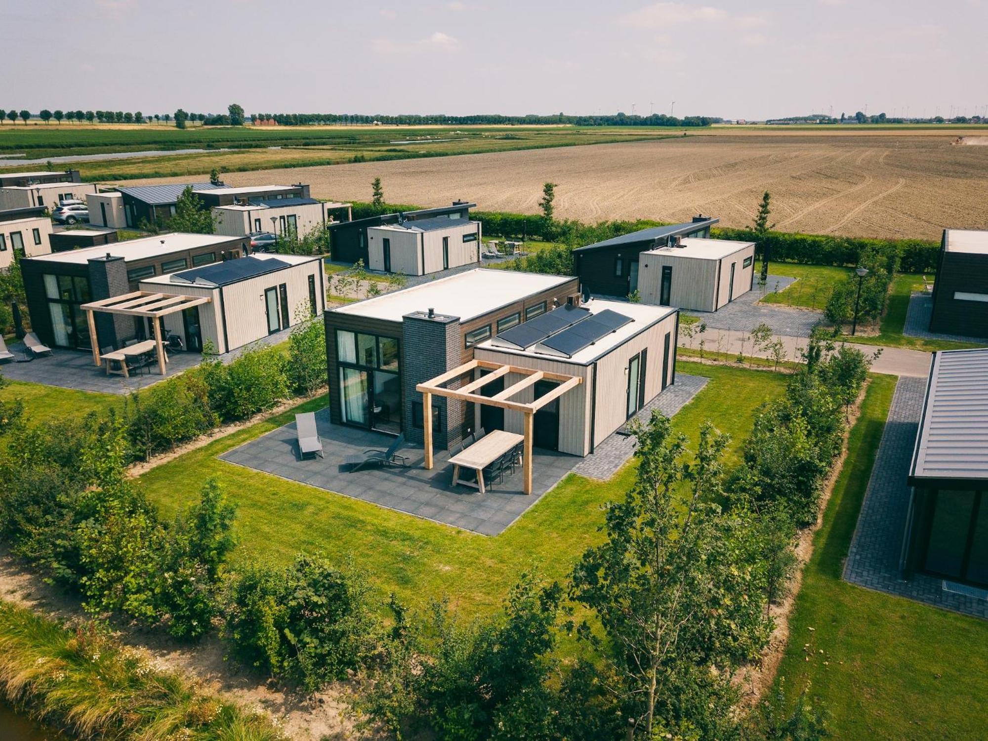 Sustainably Built, 2 Bathroom Bungalow, In 2 Nature Reserves Herkingen Exterior foto